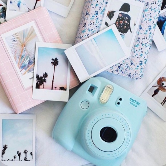 Blue Polaroid Camera - Picture 2 of 4